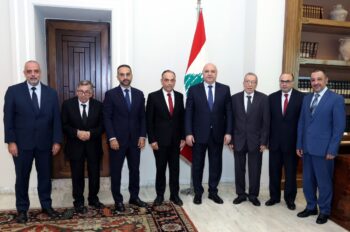 *الرئيس عون يلتقي “الصندوق التعاوني للمختارين” .. شكر على الدعم وعرض لأبرز المطالب*